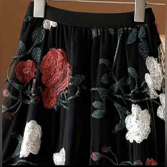 Jane Chic Designs Elaborate Floral Skirt - Picture 2 of 10